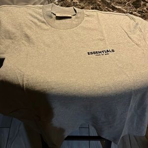 Gray Essential shirt